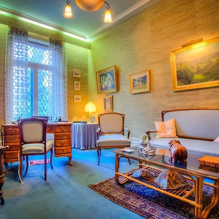 Maison D'epoque Centre Ville アパート